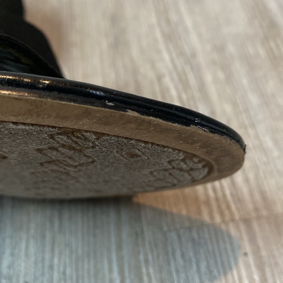 Bandolino Black Wedged High Heels Elastic Crisscrossing Straps Size 8M - Picture 9 of 13